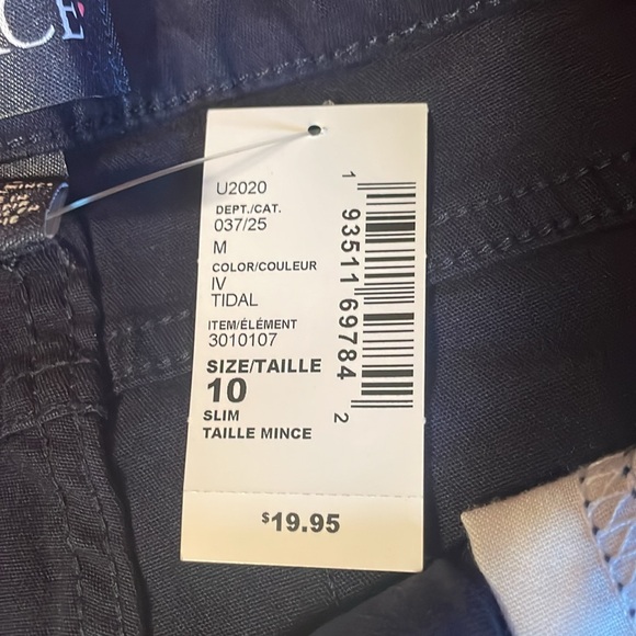 🌸NWT THE CHILDREN’S PLACE Girls Roll Cuff Stretch Shorts - size 10 - Picture 11 of 11